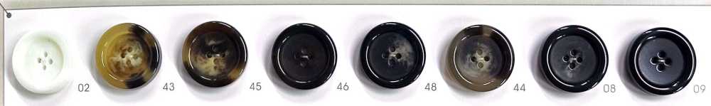 UNICORN575 【水牛風格】4孔紐扣，厚實，光面[鈕扣] 日東鈕扣