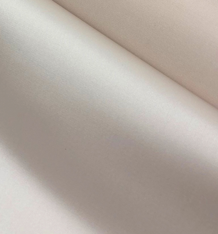 AU5258/2 WHITE 緞紋英國真絲[面料] 範本