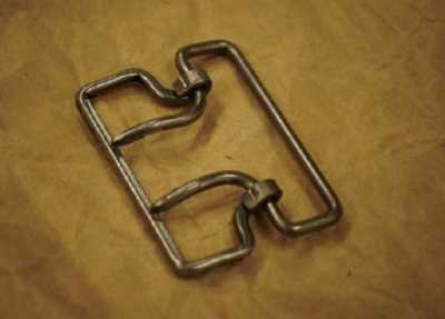 W-2PB28 2本針扣28mm 鐵製