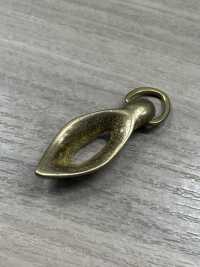 E-C-Z-PULL-WITH-HOLE 帶拉鍊孔的拉鍊頭 上白石 更多照片