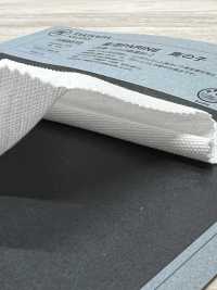 1068510 麻混紡鹿子單珠地[布料] 瀧定名古屋 更多照片